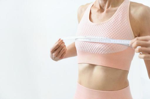 【姫路】理想のバストへ。豊胸バッグの寿命や硬さとアデル美容クリニックの自然な仕上がり
